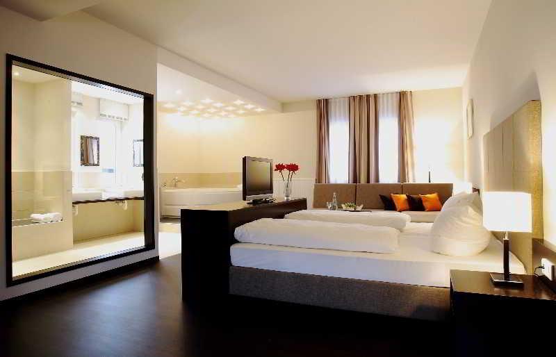 Friendly Cityhotel Oktopus Siegburg Quarto foto