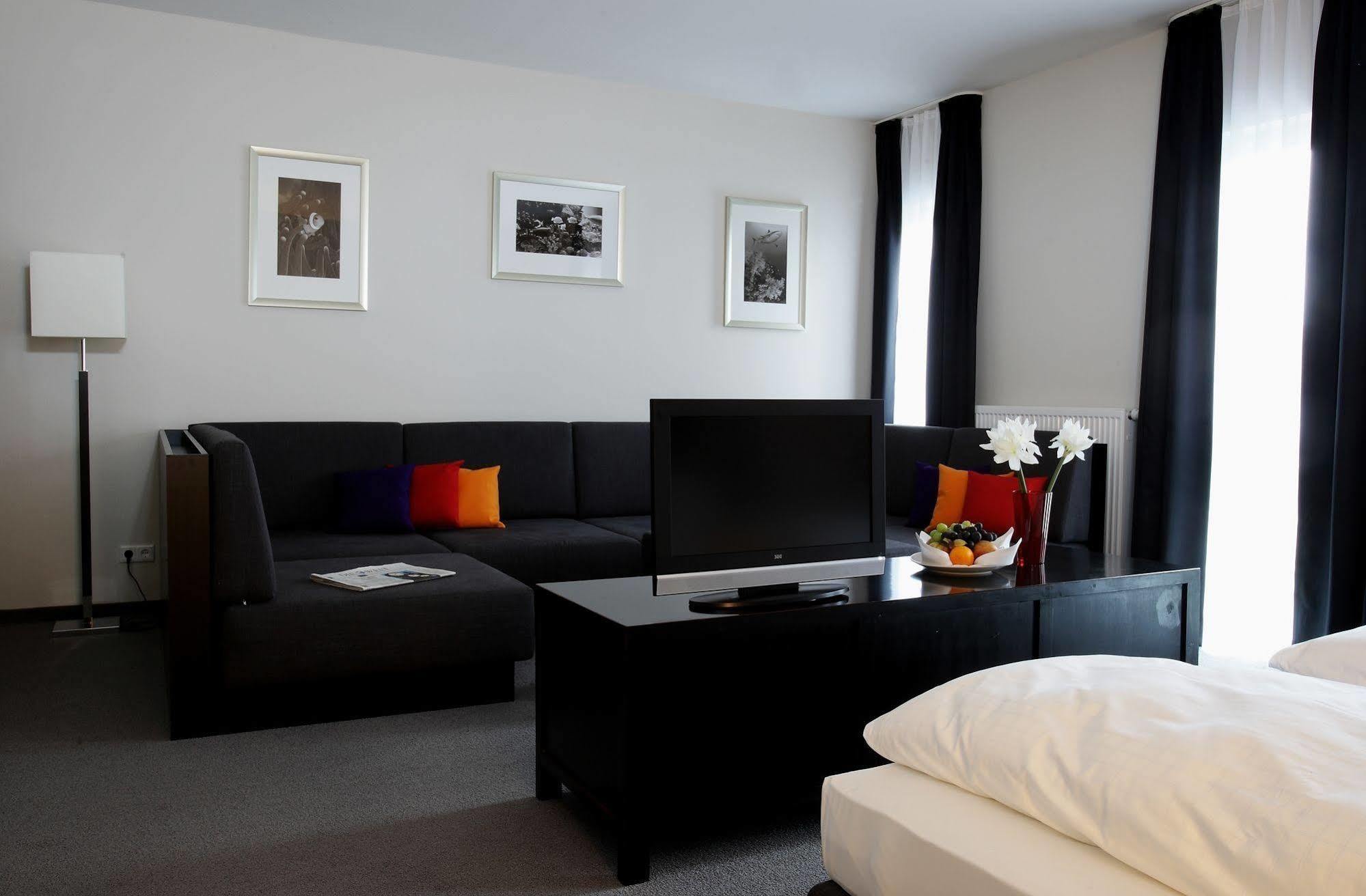 Friendly Cityhotel Oktopus Siegburg Exterior foto